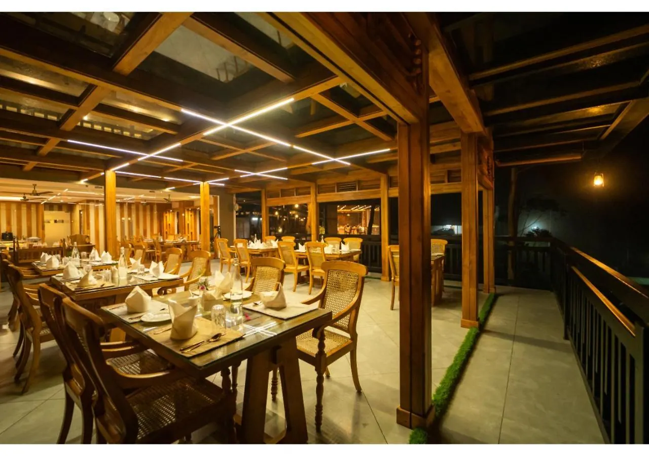 Chandys Drizzle Drops - Munnar Top Station Resort